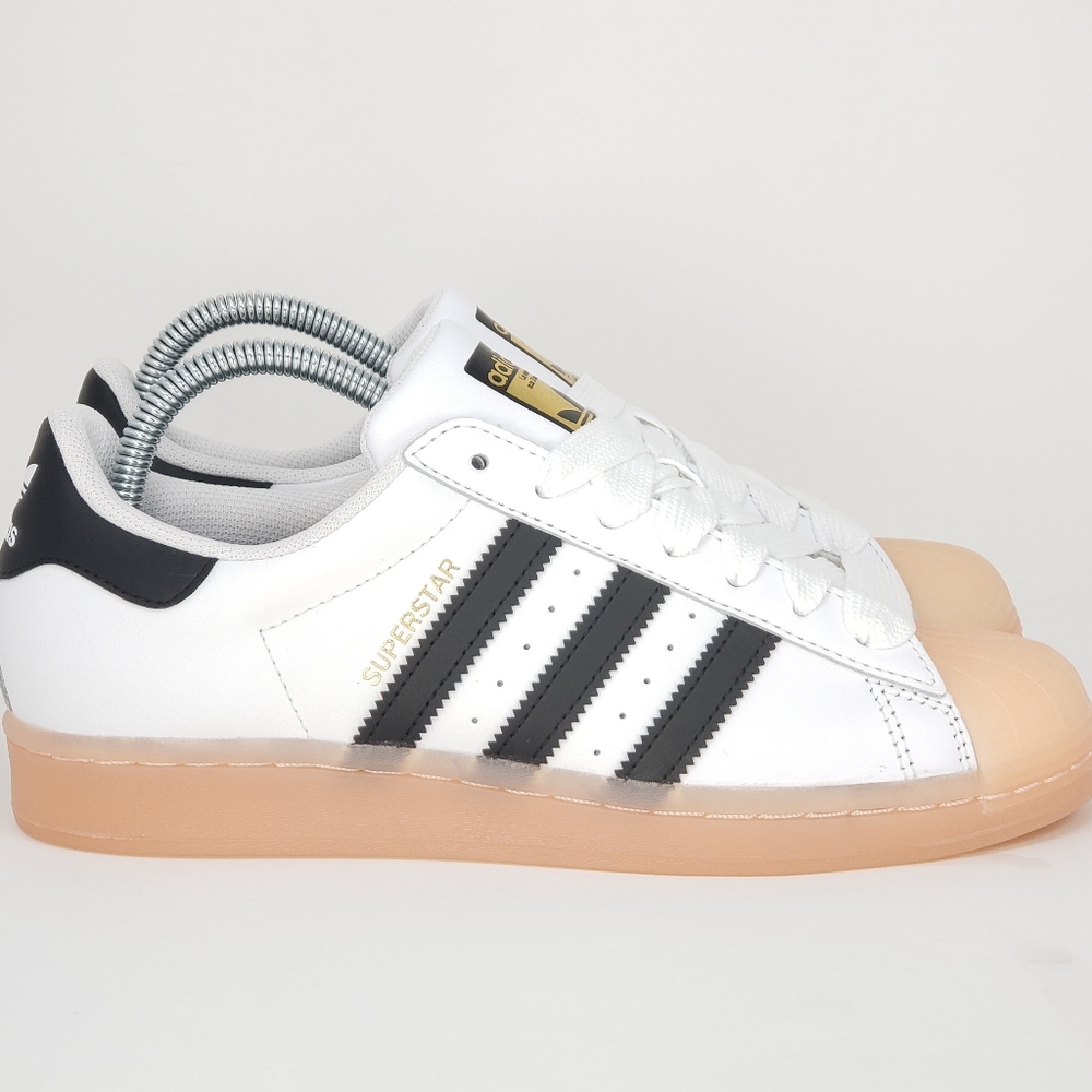 ADIDAS WOMENS SUPERSTAR SHELLTOE CORAL SIZE 8